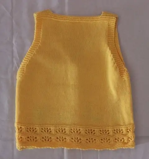 sari-civcivli-bebek-yelegi-2.webp