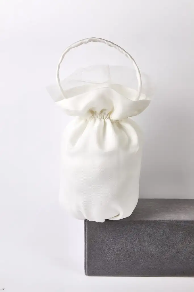 saten-gelin-kesesi-tul-detayli-gelin-kesesi-kemeri-oleg-cassini-tr-14662-68-B.webp