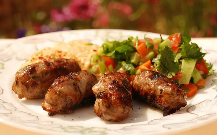 seftali-kebabi-kibris-1-2.webp
