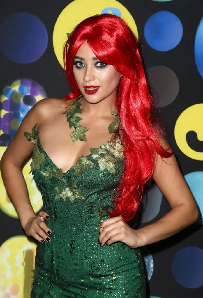 shay-mitchell-just-jared-halloween-party-in-los-angele-october-2015_5.webp