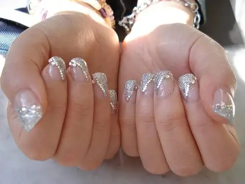 silver-bridal-nail-design.webp