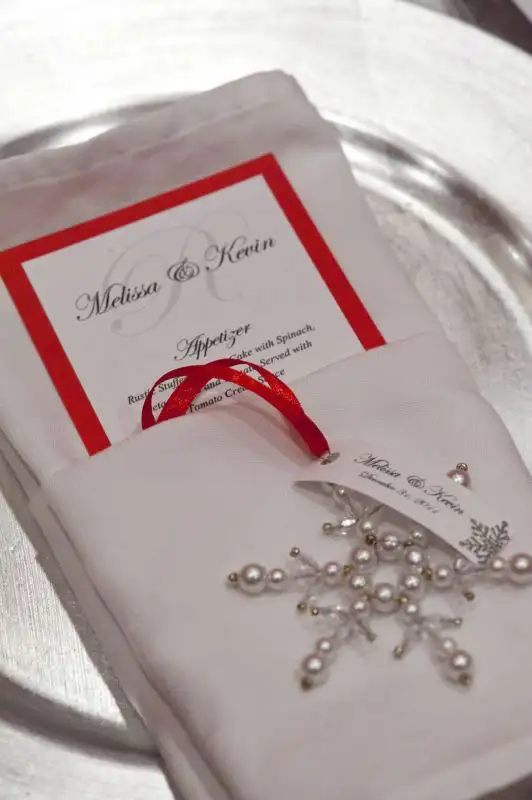 silver-winter-wedding-decoration17.webp