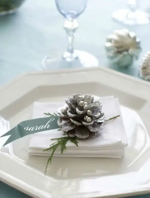 silver-winter-wedding-decoration20.webp