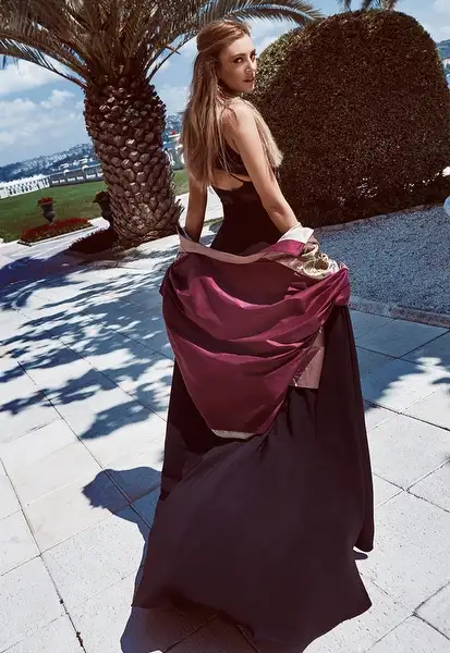 sinem-kobal-instyle-eylul-sayisinda-42869-28082015180221.webp