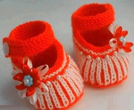 şiş-işi-bebek-patikleri.webp