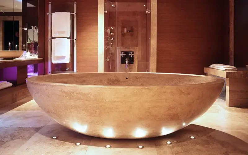 slider-pietra-kaikos-stobo-castle-bathtub-02.webp