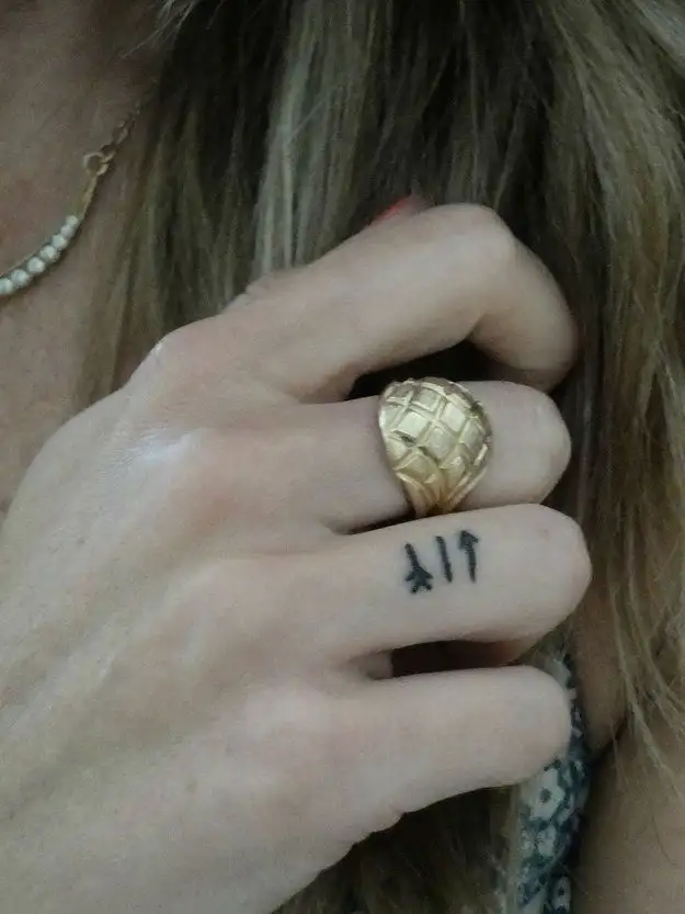 small-chic-tattoo16.webp