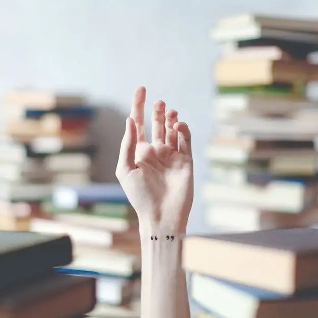 small-chic-tattoo30.webp