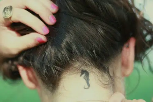 small-chic-tattoo443.webp