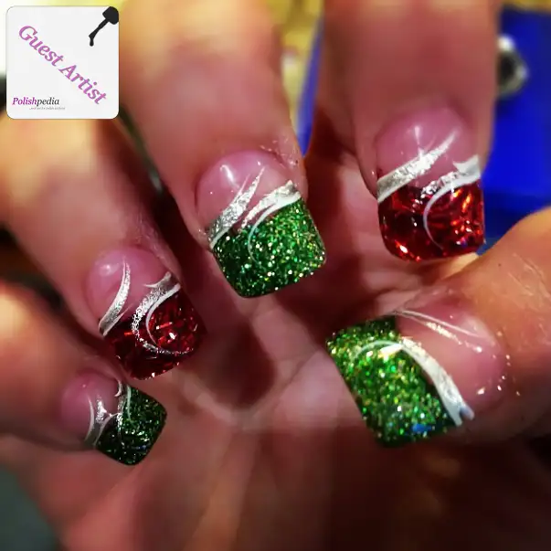 sparkly-christmas-nails.webp