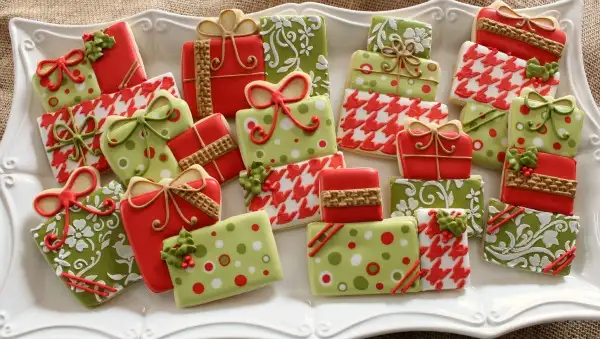 Stacked-Gift-Cookies1.webp