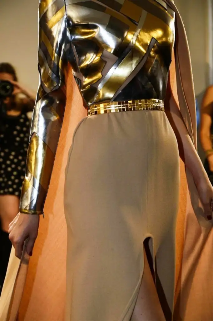 Stephane-Rolland-Couture-FW15-Paris-2826-1436280898-bigthumb.webp