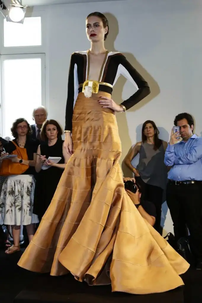 Stephane-Rolland-Couture-FW15-Paris-2853-1436281135-bigthumb.webp