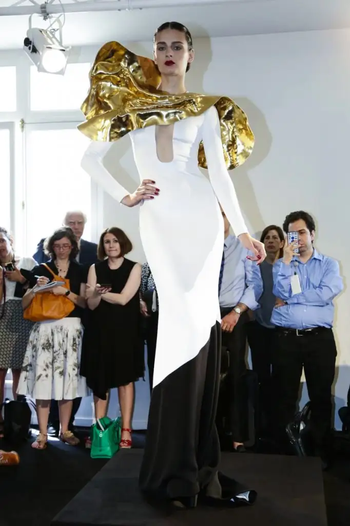 Stephane-Rolland-Couture-FW15-Paris-2964-1436281749-bigthumb.webp