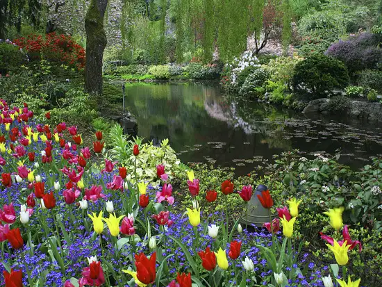 sunken_garden__butchart_gardens__victoria__british_columbia__canada.webp