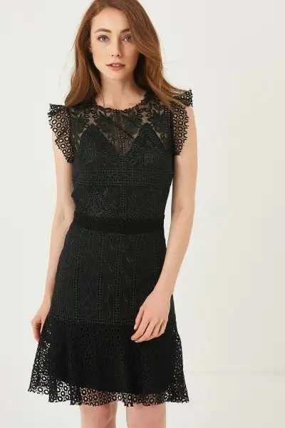 T00401JM9W001_6_org_zoom.webp