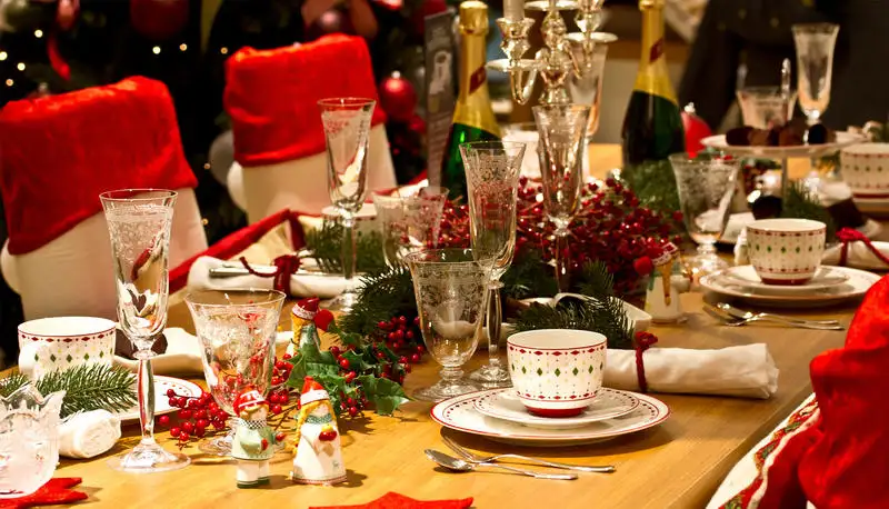 table-christmas.webp