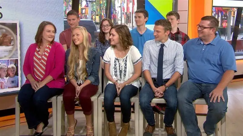 tdy_guth_septuplets_150916.today-vid-canonical-featured-desktop.webp
