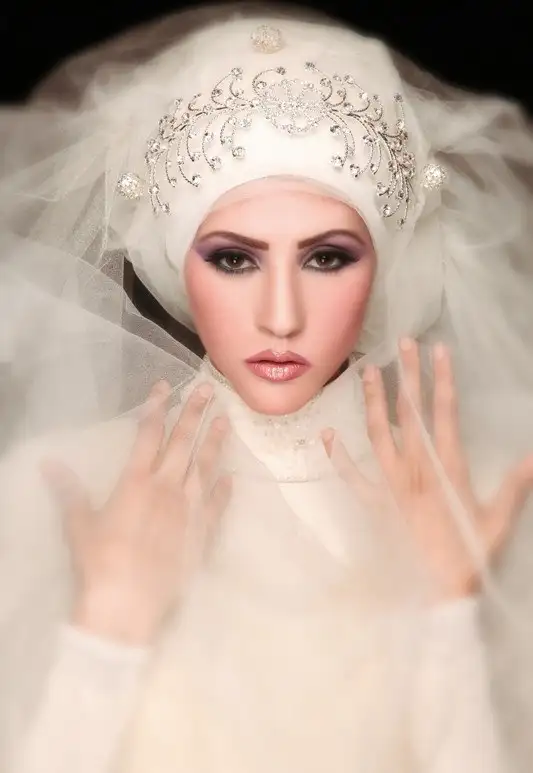 tesettürlü-gelin-başı-modelleri-3.webp