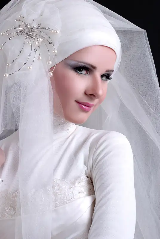 tesettürlü-gelin-başı-modelleri-4.webp