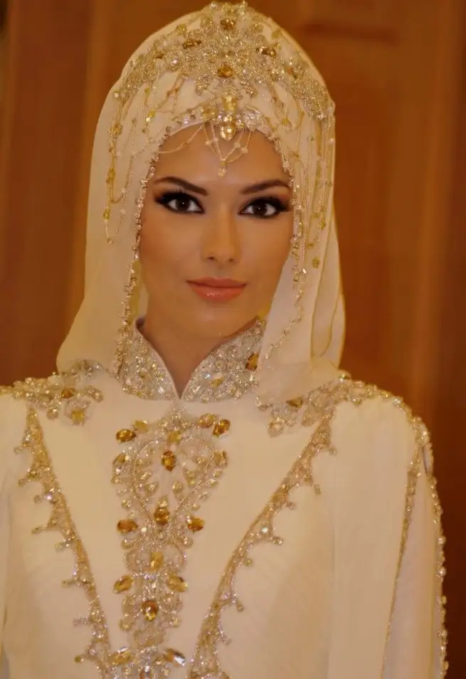 Tesettürlü-nişan-başı-modelleri-2014-3.webp