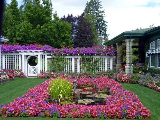 the-butchart-gardens-vancouver-island-british-columbia-canada-7.webp