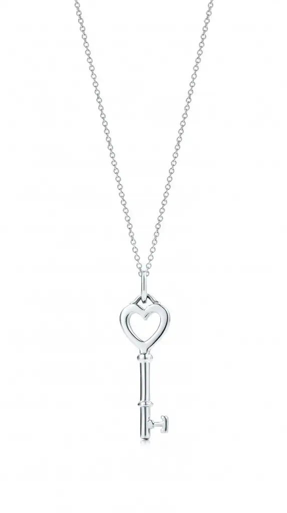 tiffany-key-necklace-573x1023.webp