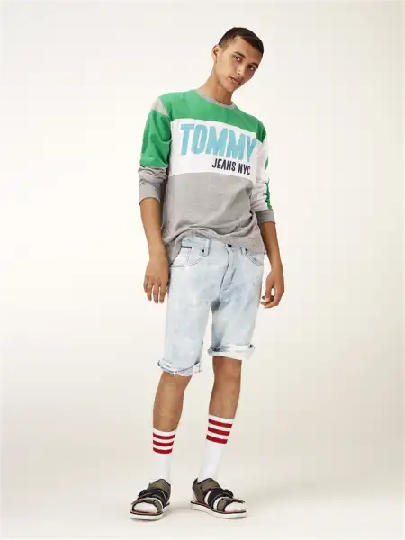 tommy-hilfigerdan-ilkbahar-2018-tommy-jeans-kampanyasi-57762-9022018121015.webp