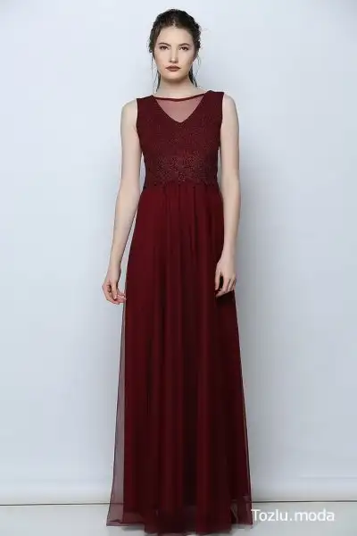 tozlu-giyim-uzun-abiye-elbise-8.webp