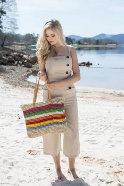 trend-alarmi-yandan-dugmeli-parcalar-12077927.webp