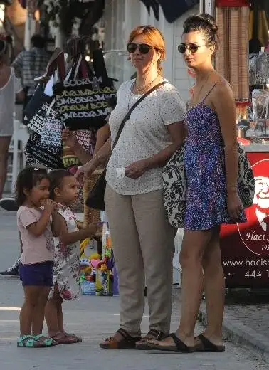 tuba-buyukustun-un-ikizleri-kocaman-oldu-7246163_x_1563_o.webp