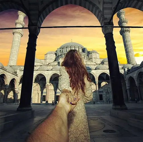 tut-elimi-dunya-turu-ilginc-fotograflar-1380848.webp