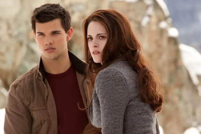 twilight-breaking-dawn-part-2-kristen-stewart-taylor-lautner (1).webp
