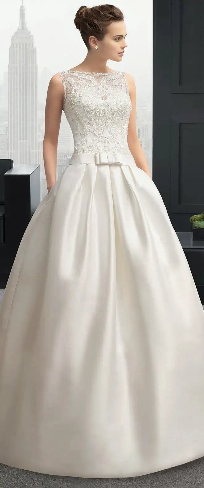 two-by-rosa-clara-2015-wedding-dress-8A254.webp
