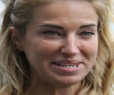 unlulerin_makyajsiz_halleri (7).webp