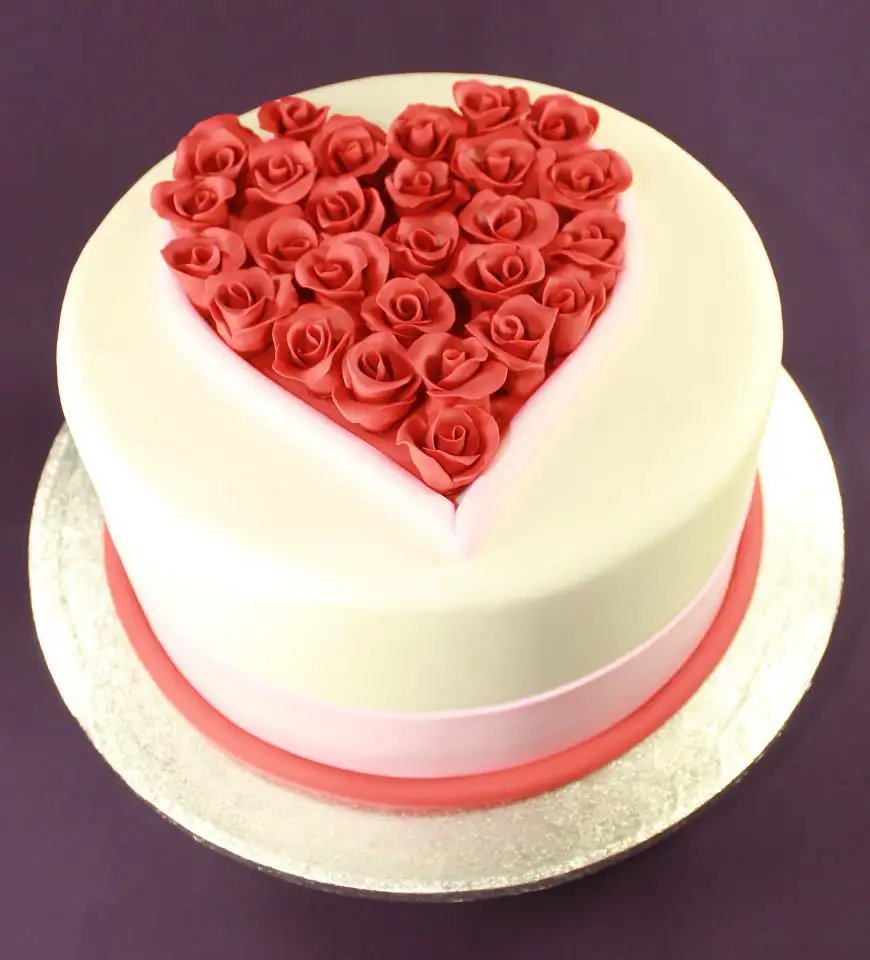 valentines-day-cakes-cupcakes-mumbai-26.webp