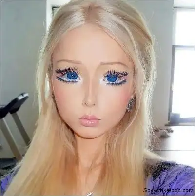 $Valeria-Lukyanova-14.webp