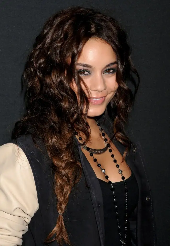 Vanessa-Hudgens-2.webp