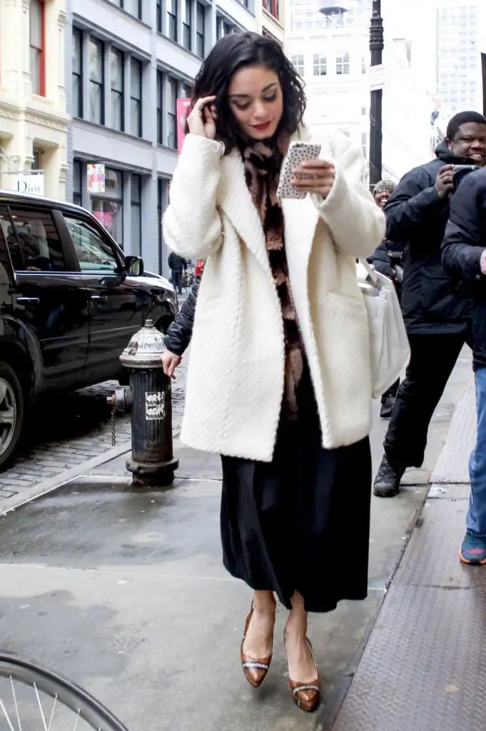 vanessa-hudgens-went-out-in-soho-new-york-city_1.webp