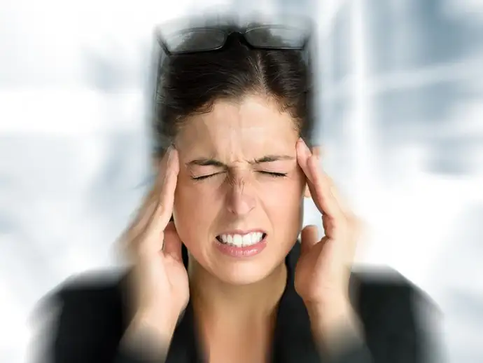 vertigo-nedir-belirtileri-vertigo-tedavisi-690x518.webp