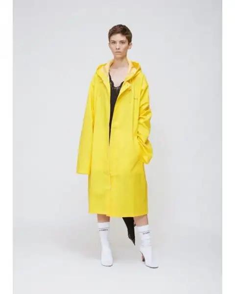 vetements-Yellow-Raincoat.webp