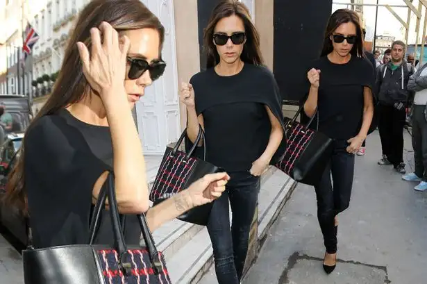 victoria-beckham-la-mejor-empresaria-del-ano-01.webp