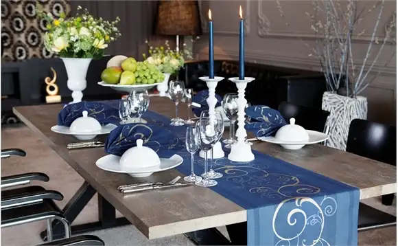 VincentBlue_05-800x496_580x358.webp
