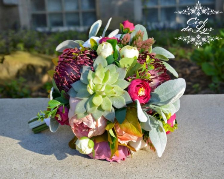 viviane-k-flowers-wedding-flowers-bridal-bouquet.jpg
