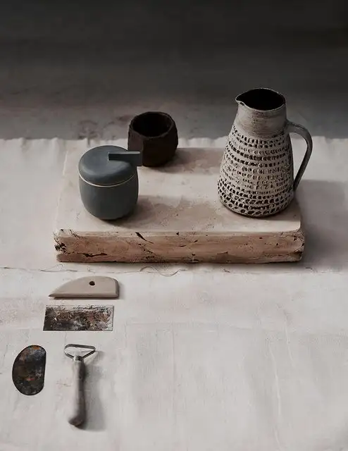 wabi-sabi-stili-dekorasyon-ornekleri (8).webp