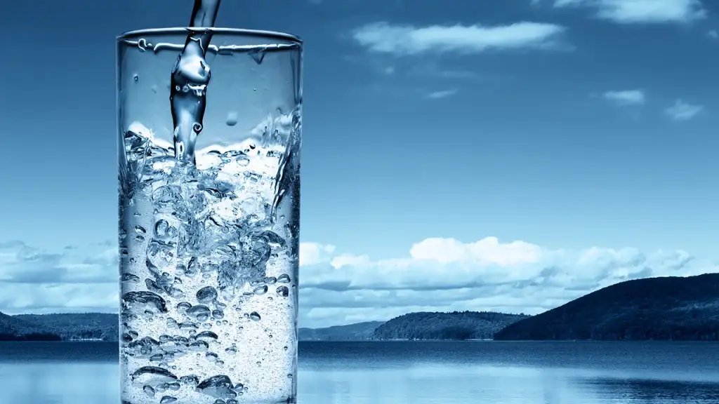 water-drinking-1024x576.webp