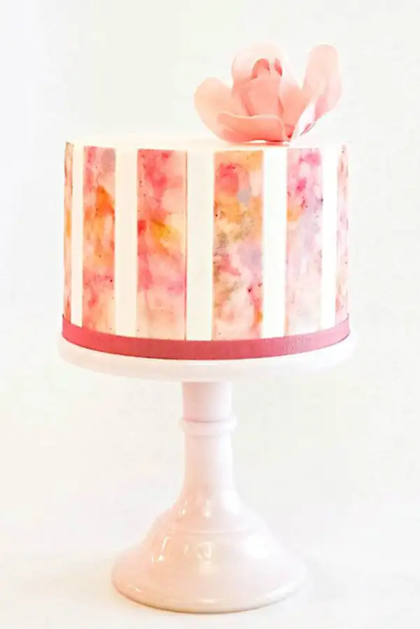 watercolor-wedding-cake-thecakeblog-cake-blog.webp