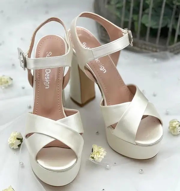 wed shoe1 (9).webp