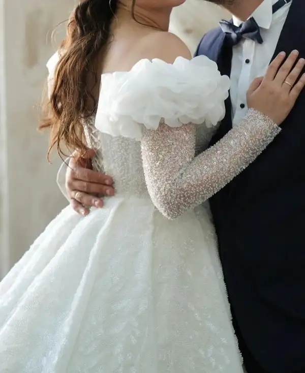 wed21 (4).webp
