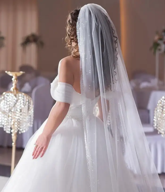 wed33 (2).webp